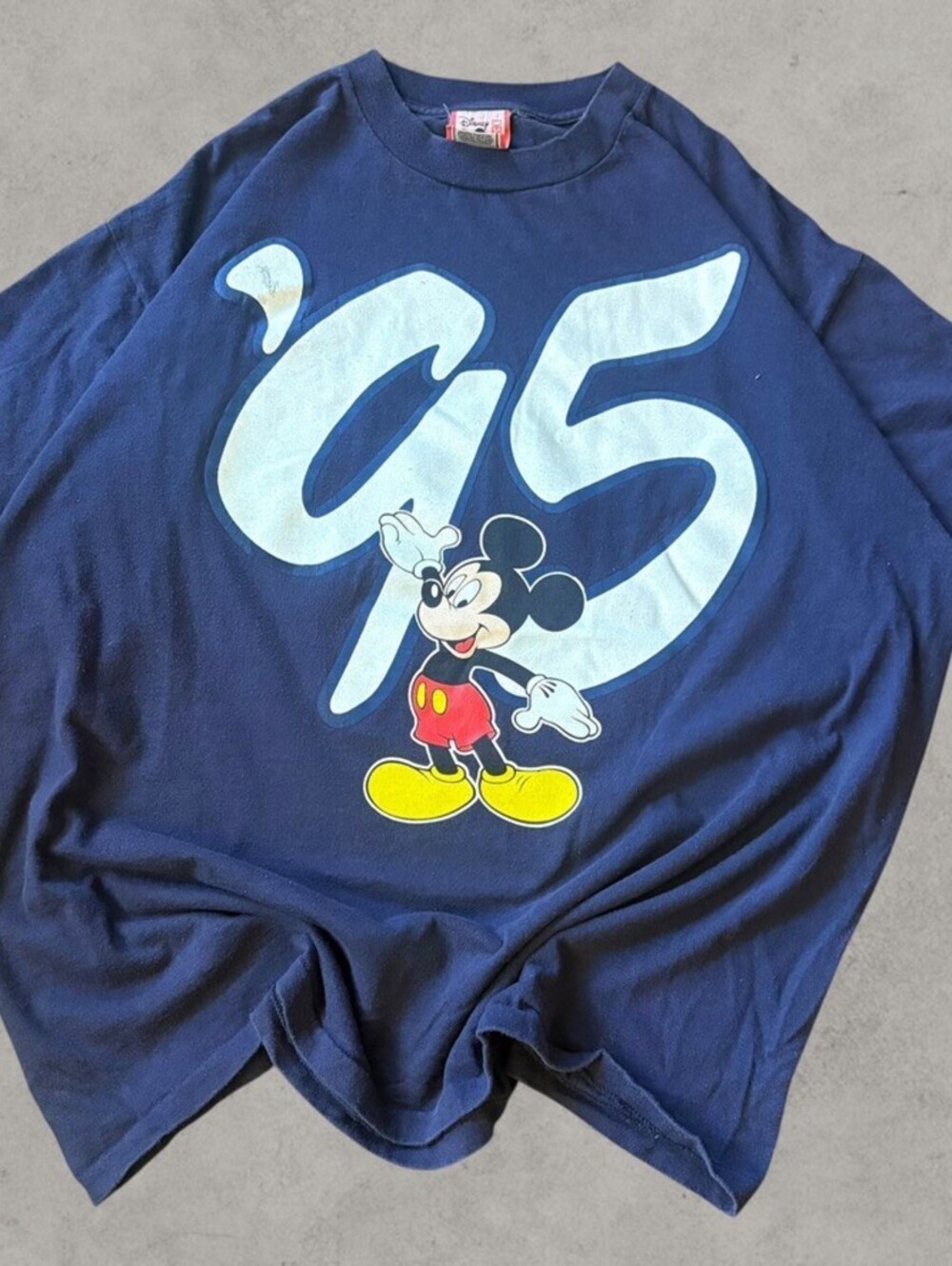 Vintage 1995 Mickey Mouse Disneyland T-Shirt Size XL Cross-script Spellout Navy